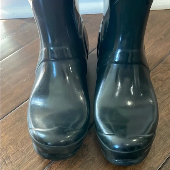 Hunter Tall Black Rain Boots - Picture 9 of 15